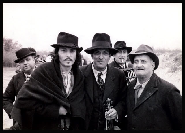 p000300000024_taraf haidouks - johnny depp.jpg